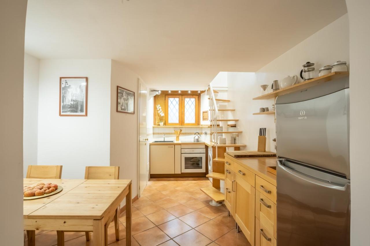 Quiet And Cozy Trastevere Hideaway Lägenhet